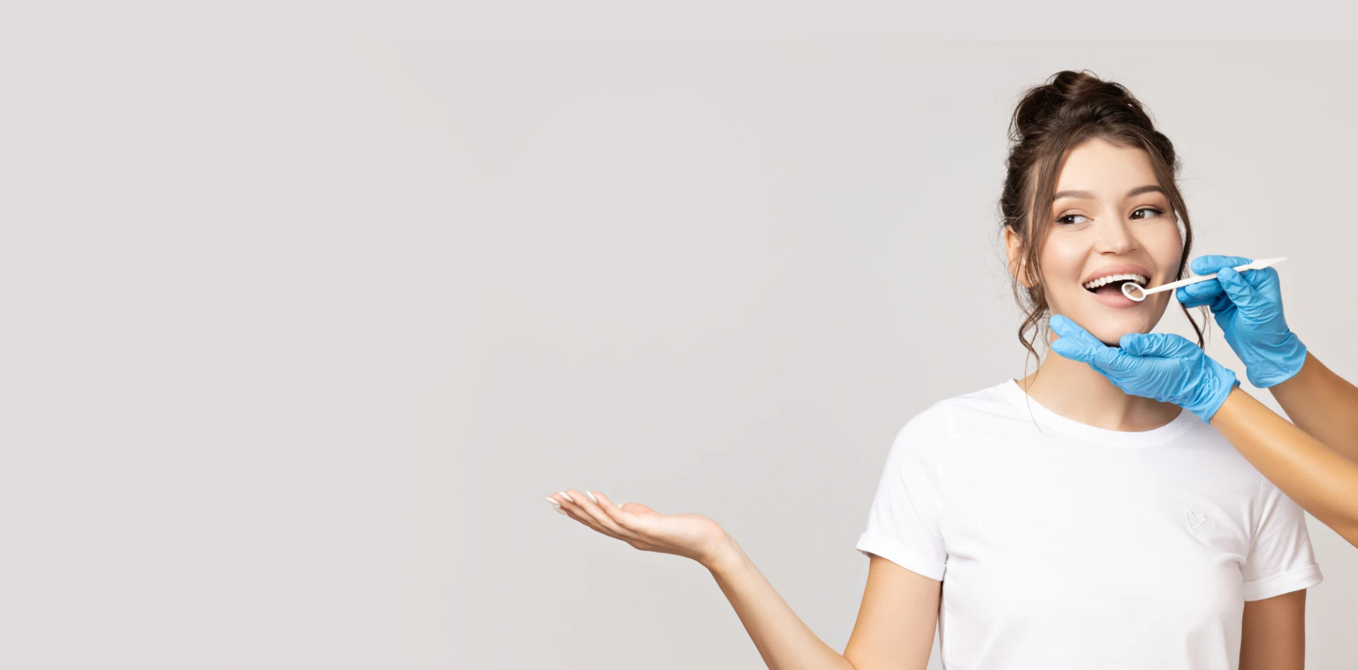 Tratamientos dentales especializados en Cumbres Centro Odontológico